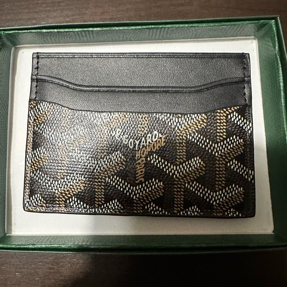 Goyard Green Chevron Leather Card Sleeve - Picture 3 of 3